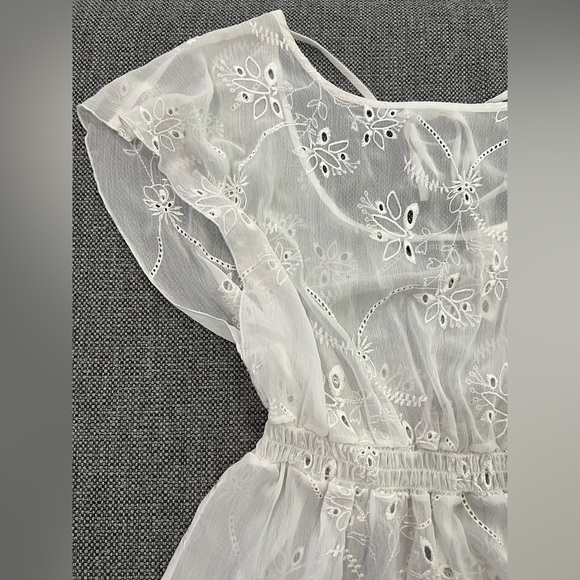 Express Women’s Cinched Waist Eyelet Top (XS) - Picture 9 of 13